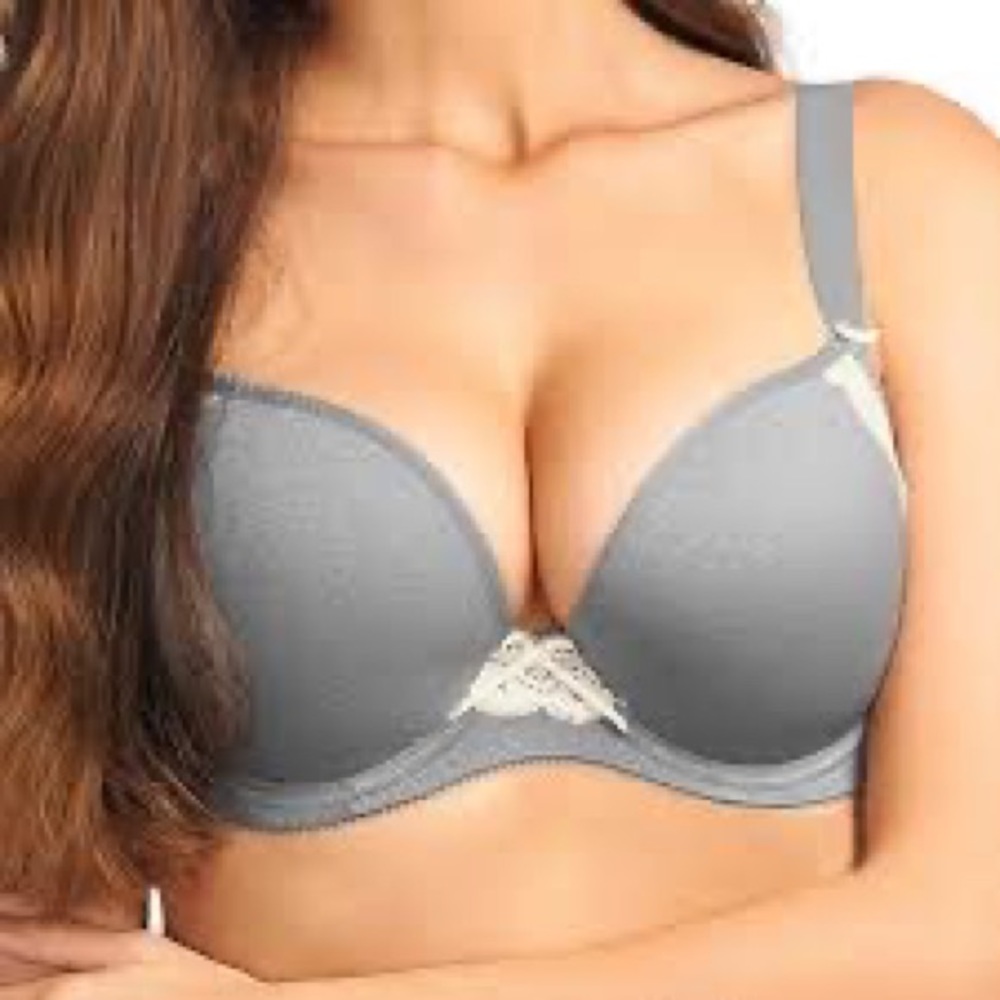 Freya Deco Delight Molded Plunge Bra with Racerback J Hook. Size 32G. EUC